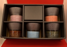 Keramik Teeschalen in verschiedenen Glasuren